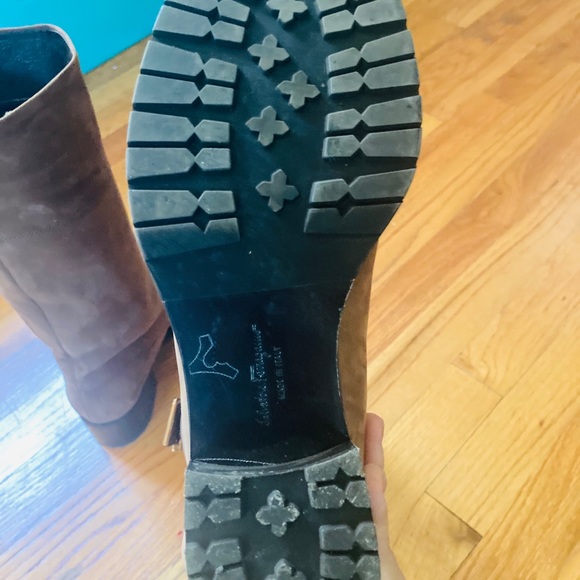 Salvatore Ferragamo Calf Suede shearling boots size 7.5 - Picture 8 of 12